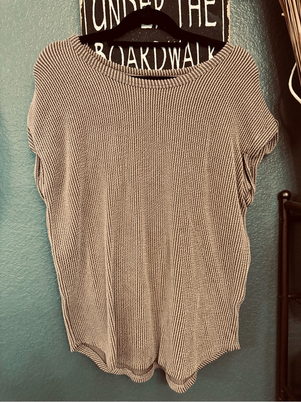 Maurices Striped Knit Texture Short-Sleeve Top. Tan/Purple Color. Medium.